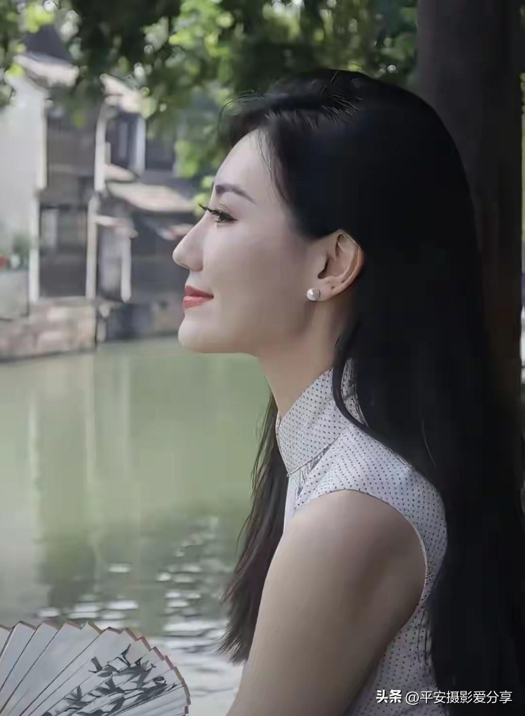 旗袍什么样的女性最吸引人 如何拍出户外氛围感美女? 如何将连衣裙搭出高级感? 知