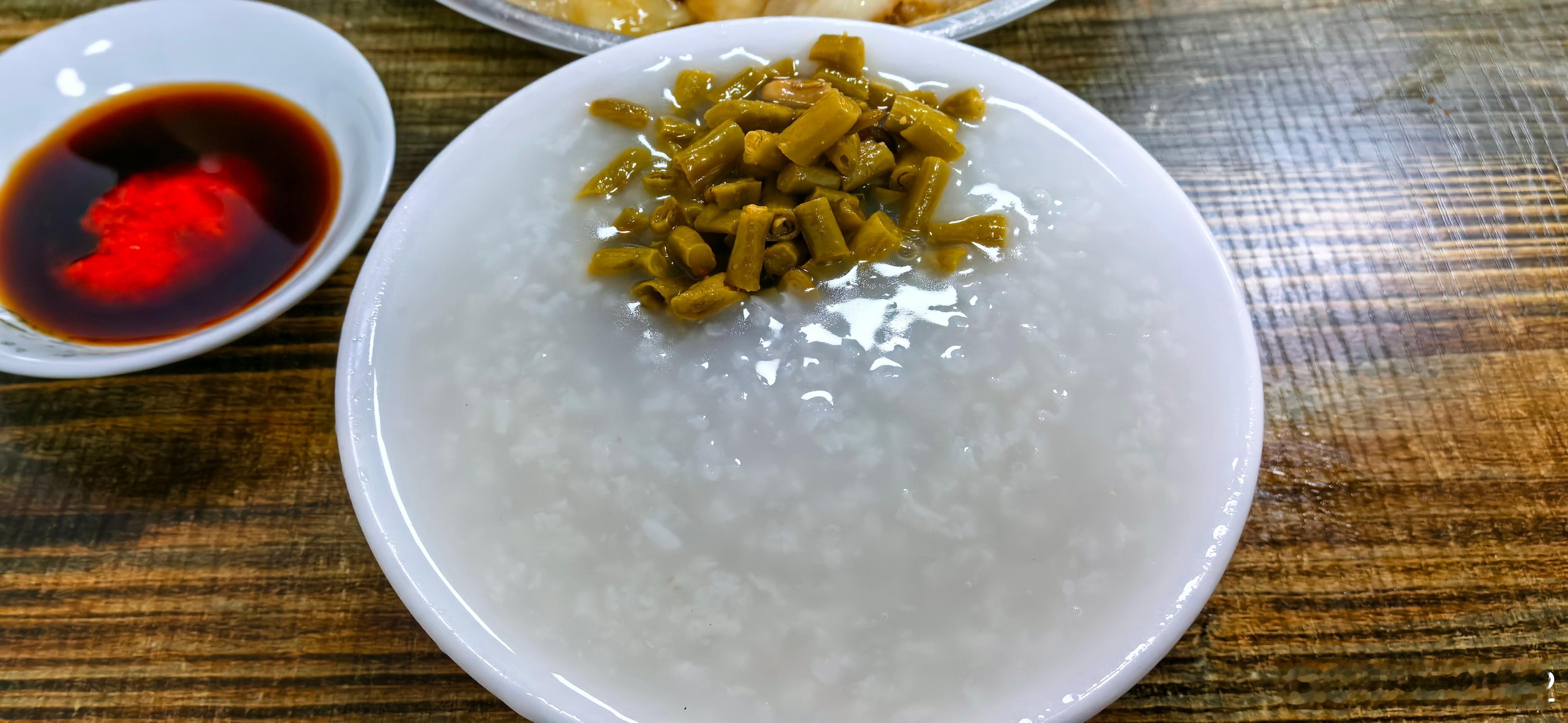 家乡的味道有谁知道是多么的美好啊！不可辜负的美食 回家路上的随手拍 春节摄影大赛