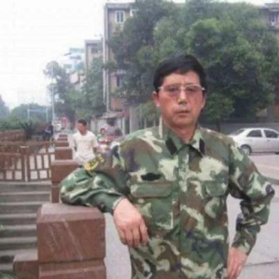 2008年，山东一男子背着家人把60万存款全部卷走，从此杳无音讯，当妻女得知后，