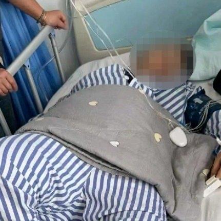 一段女子的亲身经历视频，刷到的人都忍不住心头一紧。这名女子平时和多数人一样，习惯