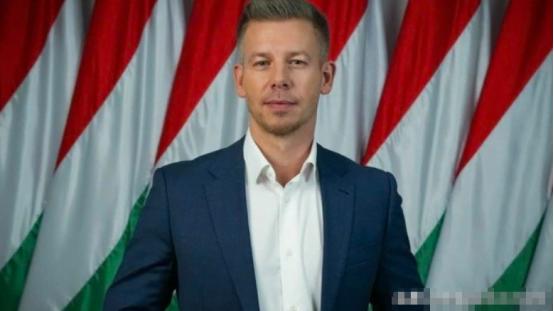 马扎尔政府承诺：开放前苏联时期，匈牙利秘密警察的档案
 
据路透社报道，匈牙利候