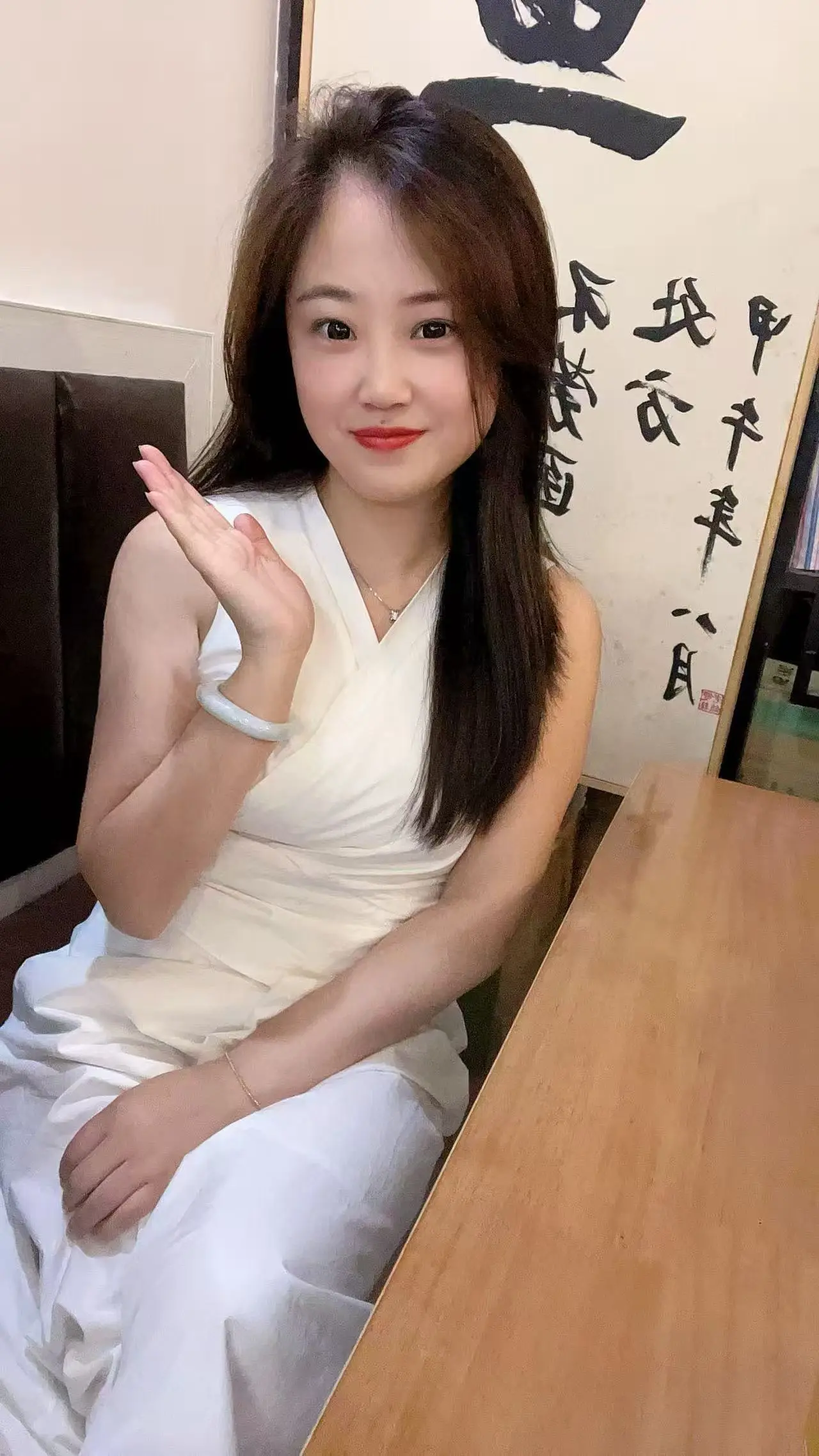 祝我们都有稳定的情绪跟快乐！做好自己！