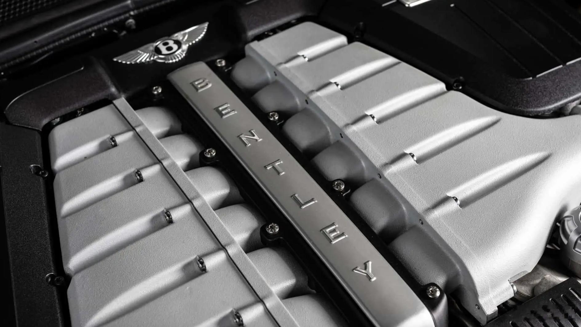 宾利不放弃燃油发动机：“我们希望为客户提供更多选择”宾利曾一度对电气化充满信心，