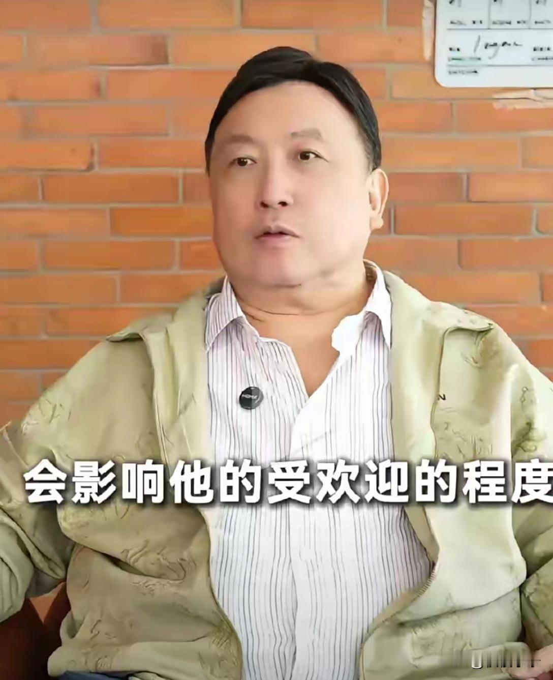 王晶真抗老，70岁了一点白发，皱纹，老年斑都没有！[灵光一闪][灵光一闪]
