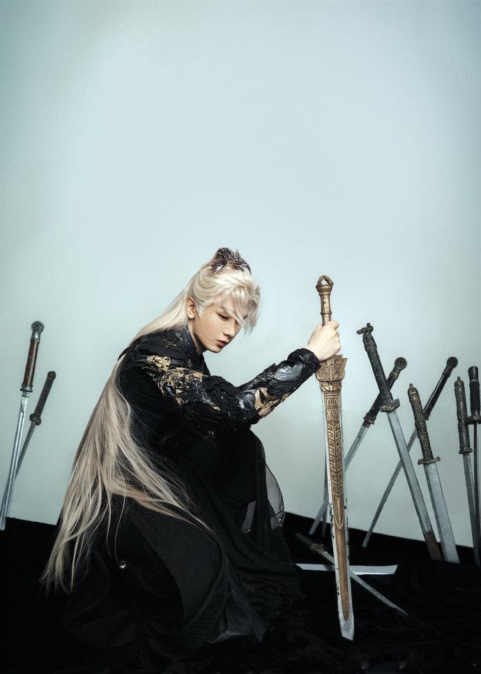 成毅新剧好一个状元集帝 谢淮安集帝成就达成✓ 被毒被虐那么久终于翻身爽到了！ 