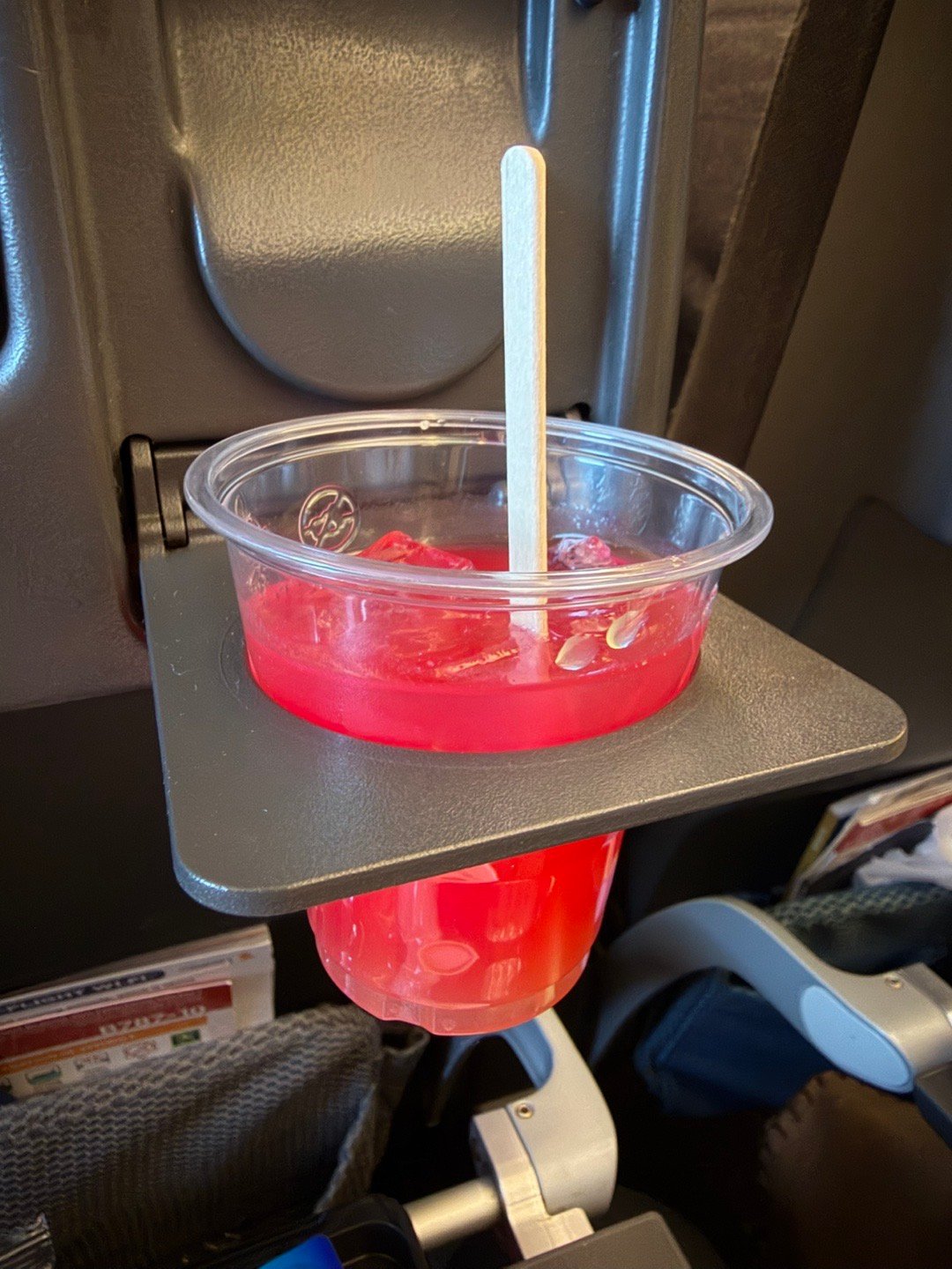 新加坡sling🍷喝起来就跟止咳水兑酒精一样 