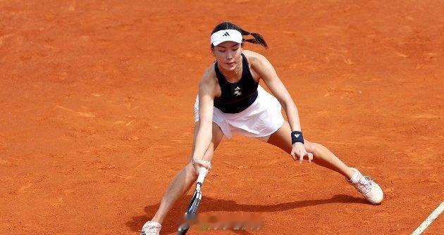 王欣瑜止步WTA125拉维斯瓦尔站次轮王欣5-7/6-3/6-7(1)不敌查拉耶