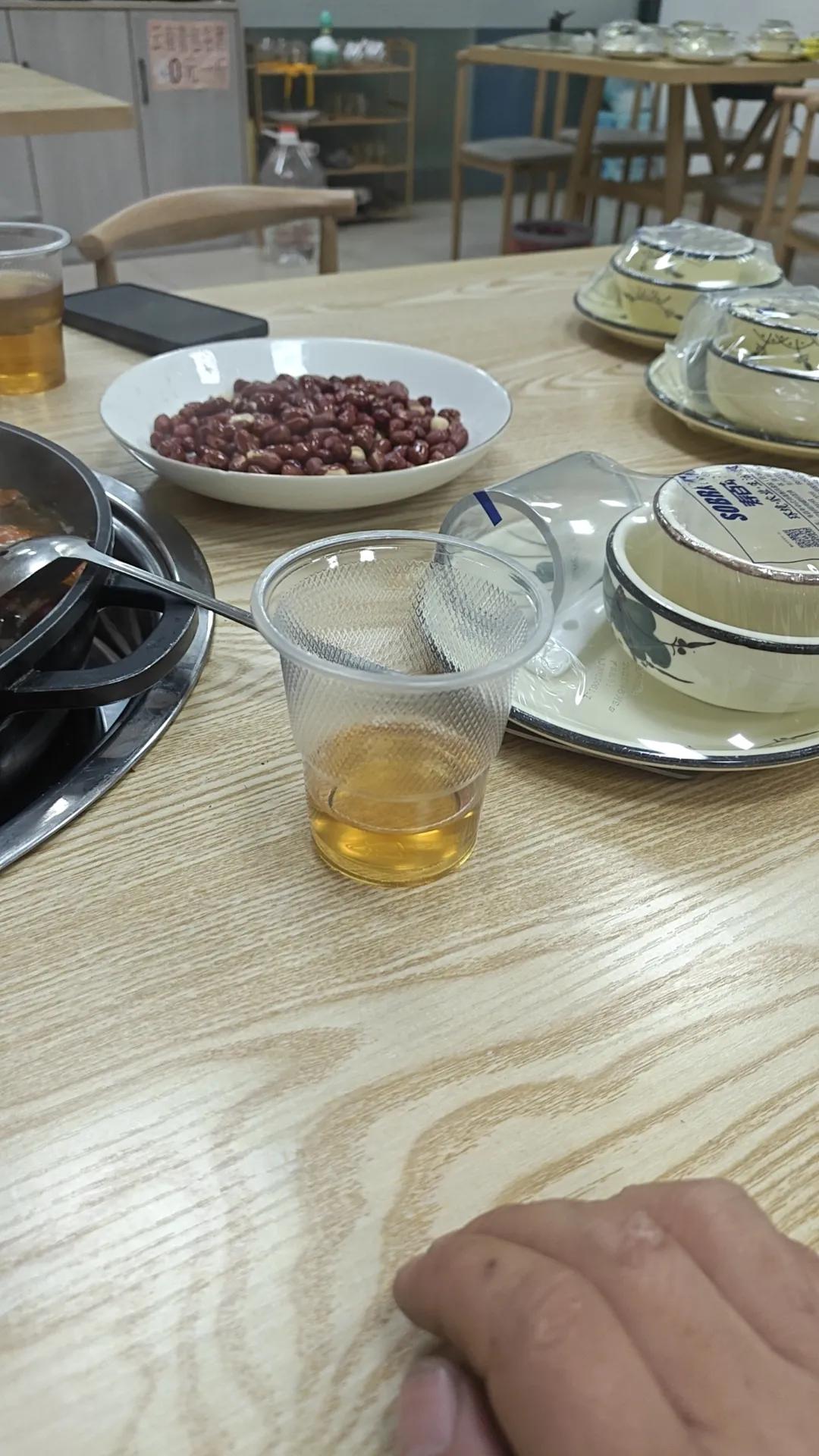 有这么一个国家，当兵还要自己缴纳伙食费。
一直以来人人都说美国大兵的伙食好，但是