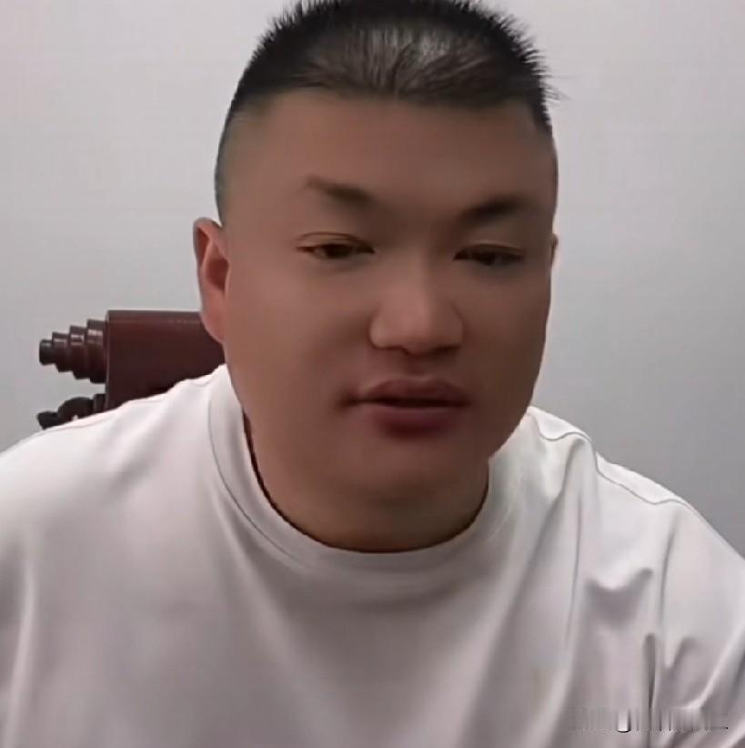 李超与橙子爱恨成谜！染病、怀孕、指责，这场纠缠背后藏着多少无奈？

李超说:“我