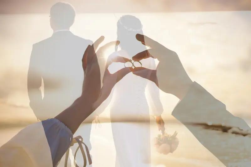 “男人没钱就别结婚”这观点太绝对，但也有一定道理。
从现实层面看，没钱结婚后压力