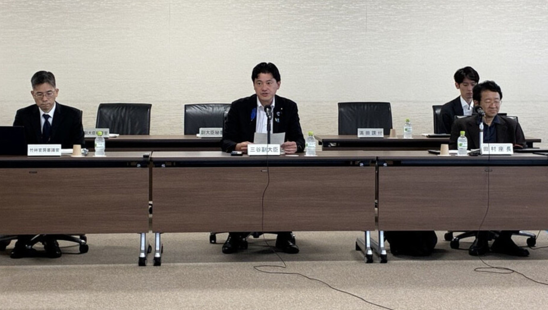 日本拟将声音纳入法律保护 规范AI生成滥用13日，据日媒报道，为应对生成式AI未