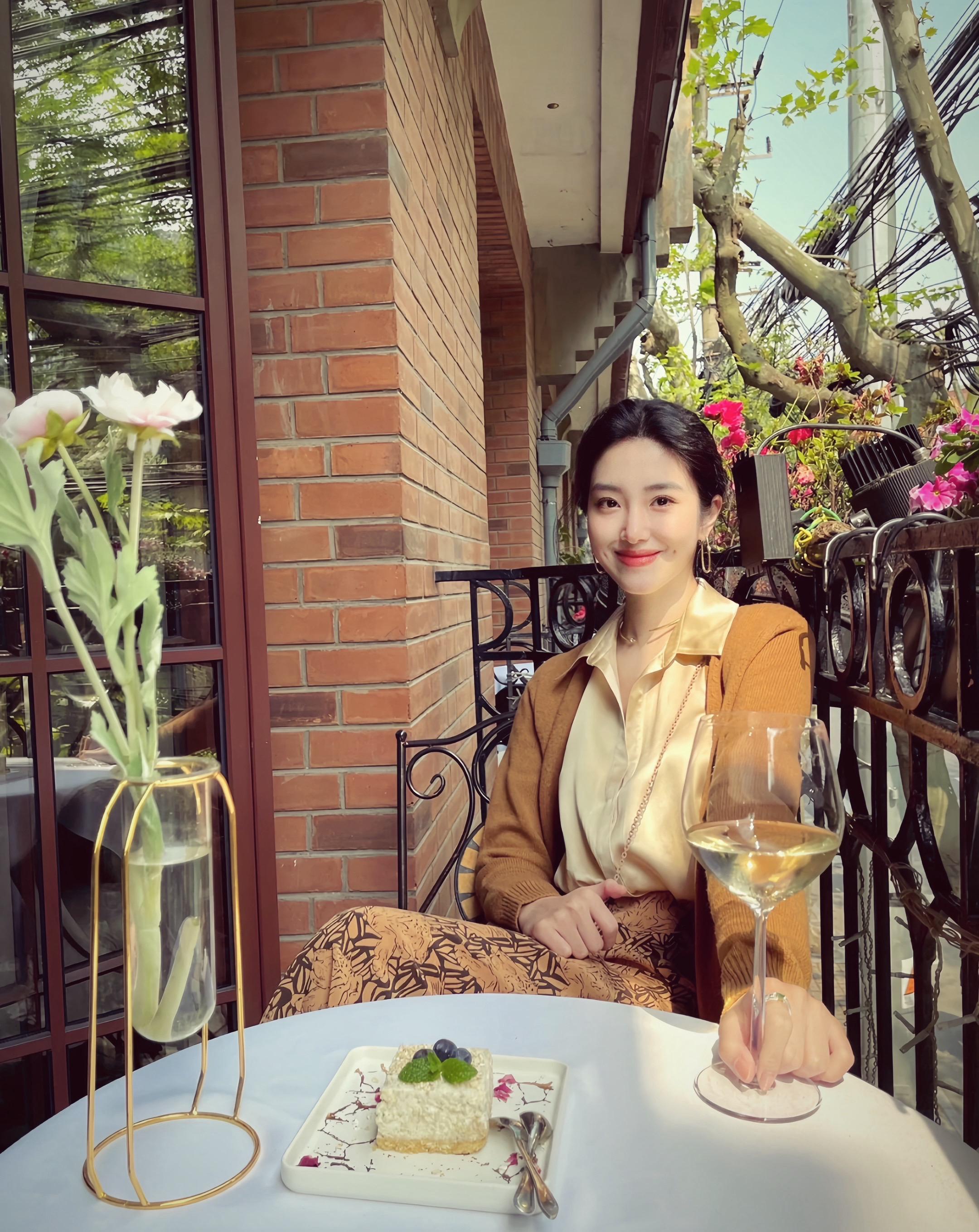 杨采钰