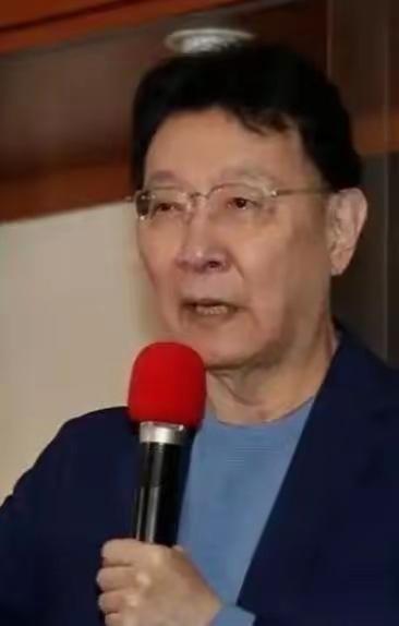 中国台湾 名嘴赵少康曾在节目中质问大陆：“为什么一定要统一，统一有什么好处？”甚