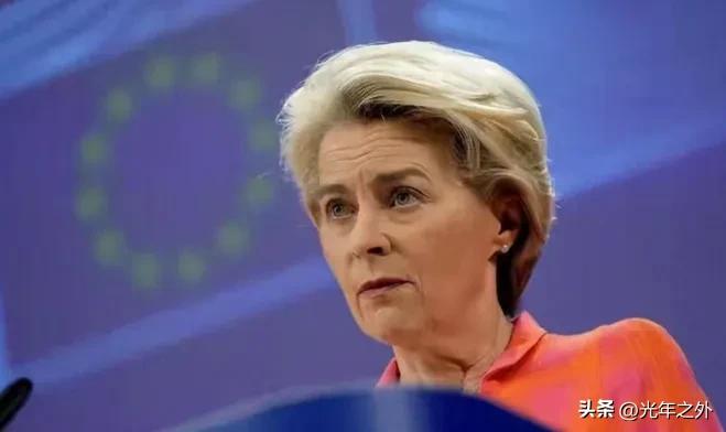 欧盟自己扛不住制裁反噬、主动松绑，嘴上喊着对俄强硬，身体却很诚实地认怂，欧盟这波