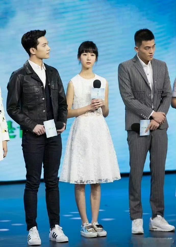 曝杨洋陈都灵主演等风热吻你真的吗？男帅女美要再度合作了吗？杨洋现偶的神