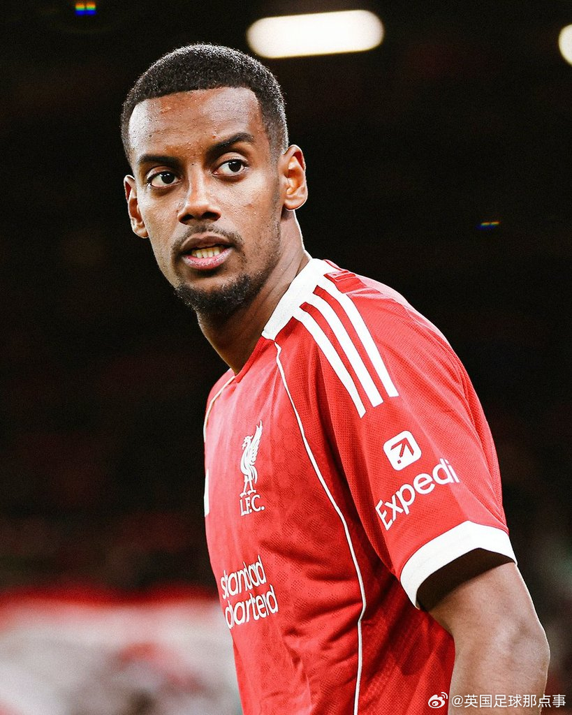 👏 利物浦主帅斯洛特确认，伊萨克将于周四回归球队训练。 
