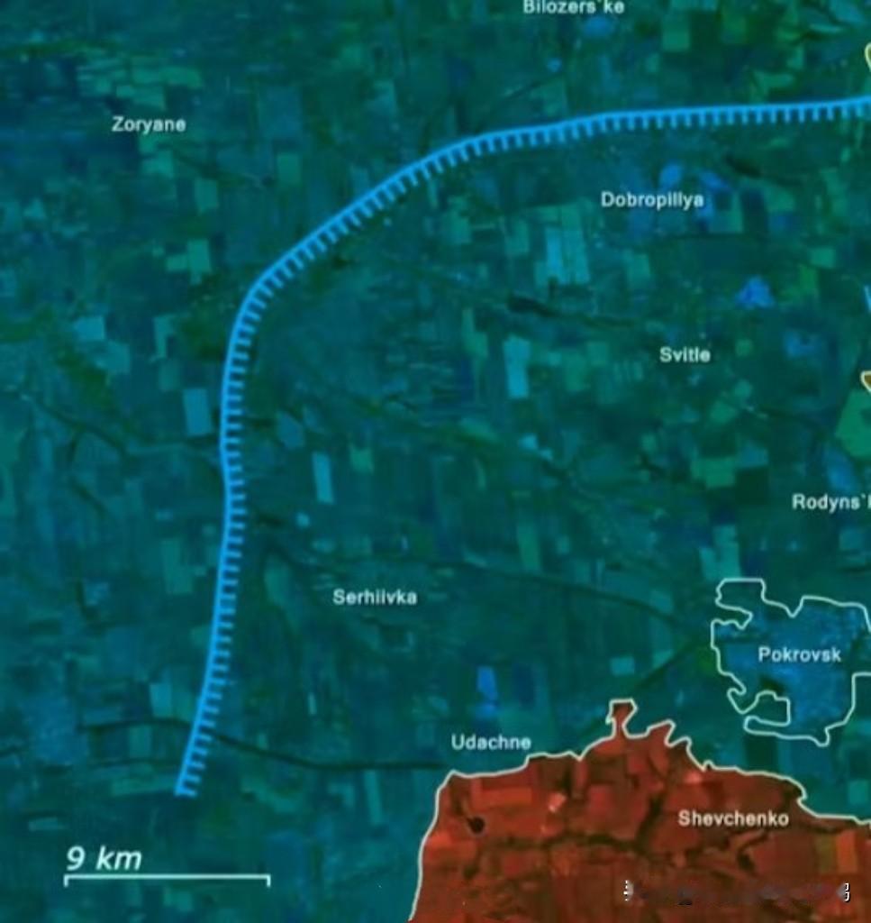 “波克罗夫斯克并不重要，重要的是这条波克罗夫斯克后面得这条防线”。

好嘛，乌友