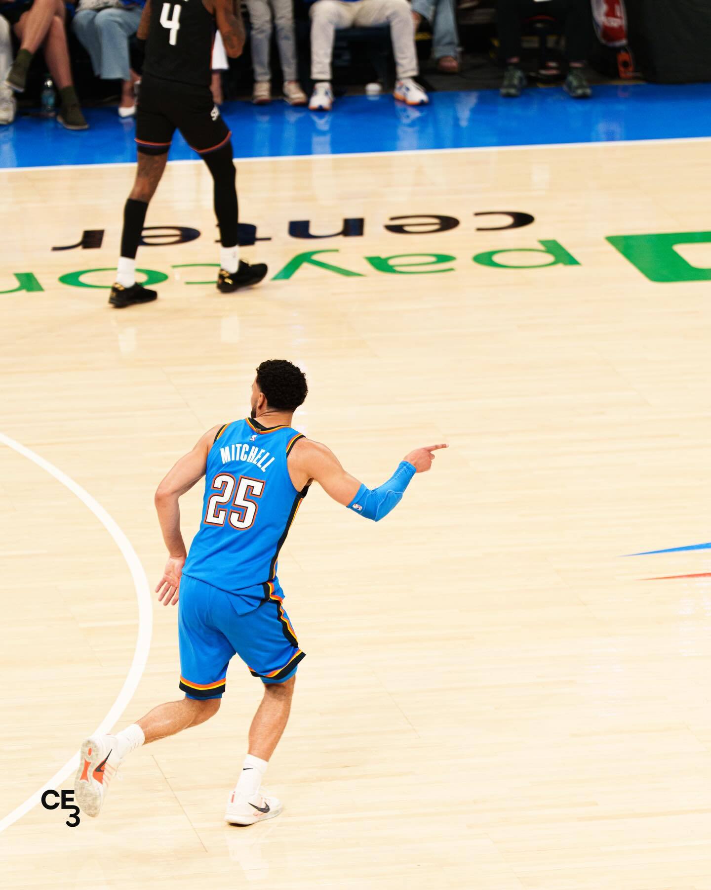 晚安大伙，晚安雷霆雷霆战胜太阳雷霆1比0太阳雷霆