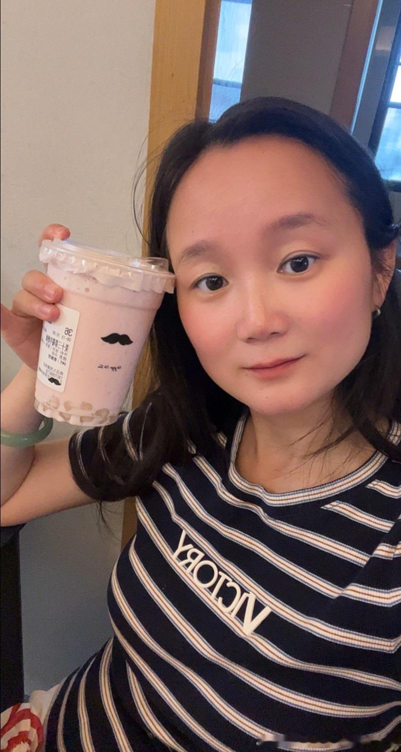 爷爷不泡茶爷爷不泡茶联名樱桃小丸子   救命！今夏最戳人的茶饮联名终于来了😭！