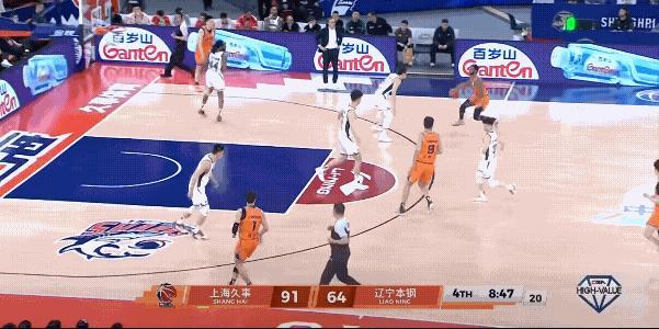 辽宁男篮客场80：114惨败上海男篮，弗格面对老东家一点没有心慈手软，上海男篮在