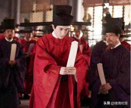 人总是在被社会毒打以后才变得成熟！公元前99年，李陵打仗失利，被匈奴抓了当俘虏，