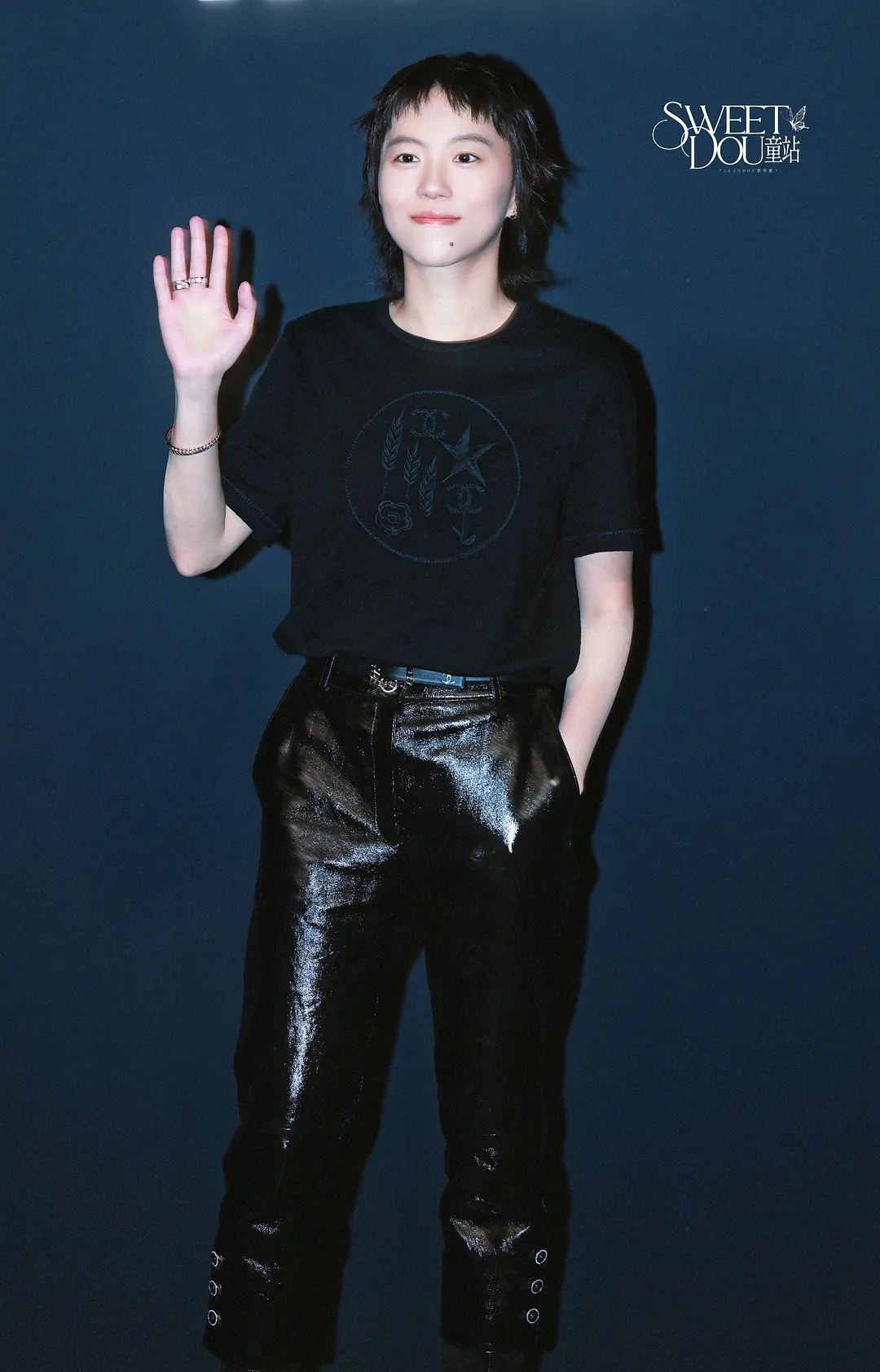 香奈儿蔚蓝之夜红毯图 ​​​