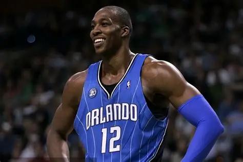 别再羡慕NBA天价 合同！霍华德 掏大实话：6100万账面 工资，层层扣完只剩3