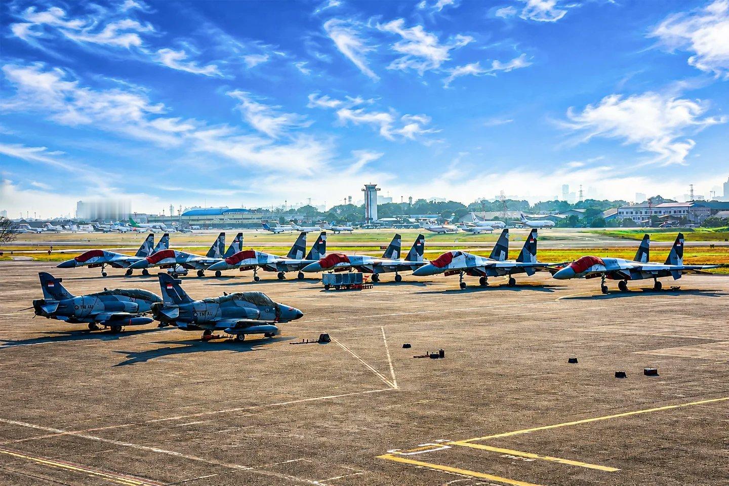 空中轰鸣在即：印尼空军各战斗机中队已于今日（8月10日）飞抵东雅加达哈利姆空军基