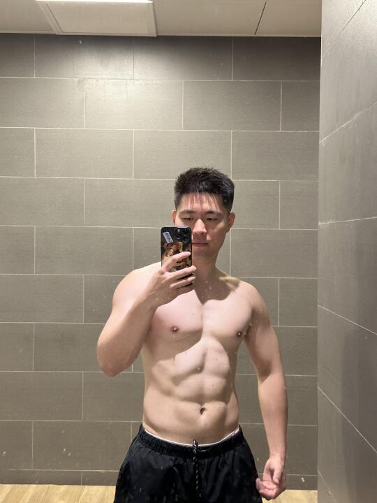 睡前适合给我点赞