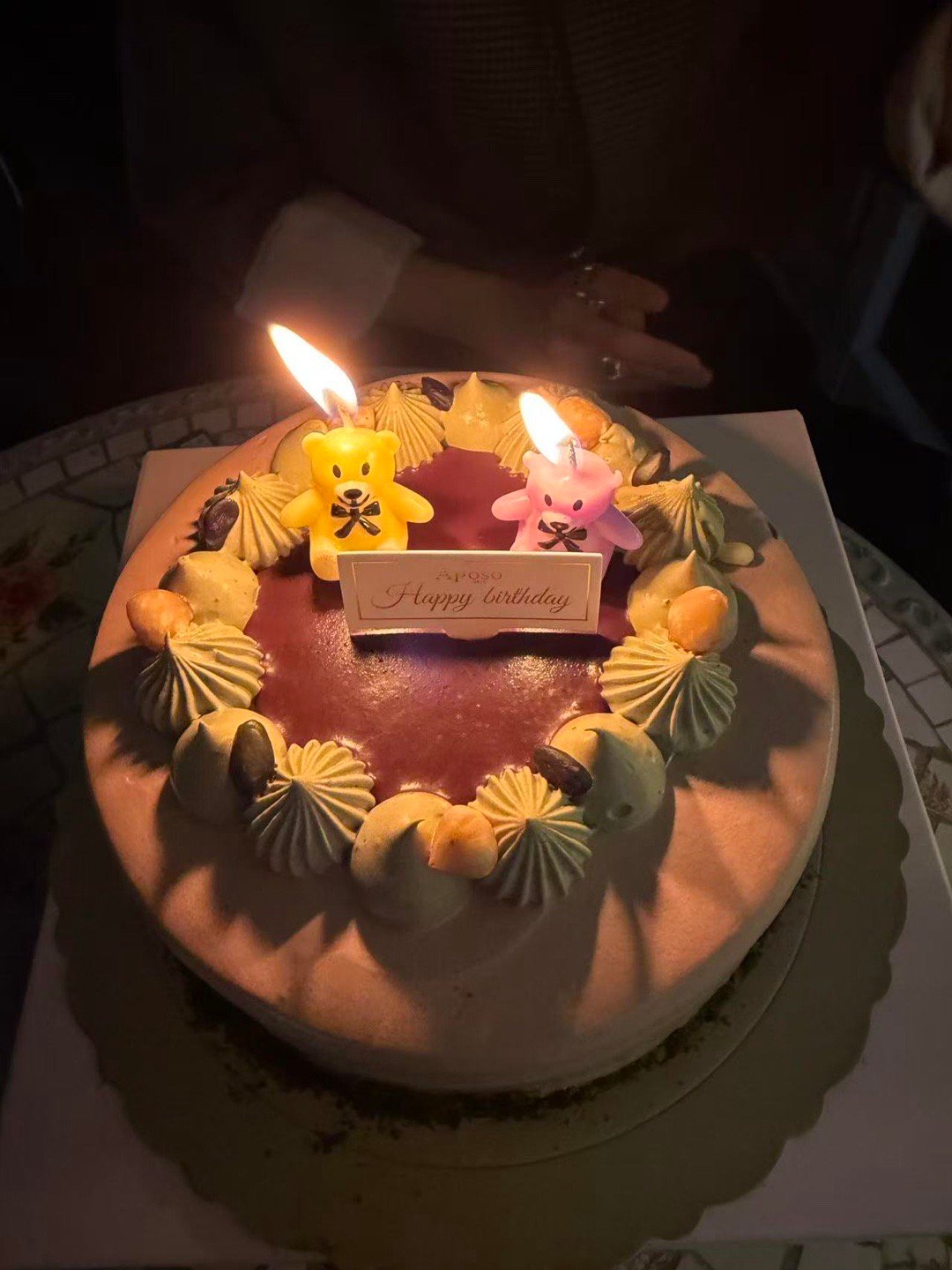 恩利生日晒庾澄庆米粒合照 家人的爱朋友的爱粉丝的爱，他说这些像镜片帮他看清自己，