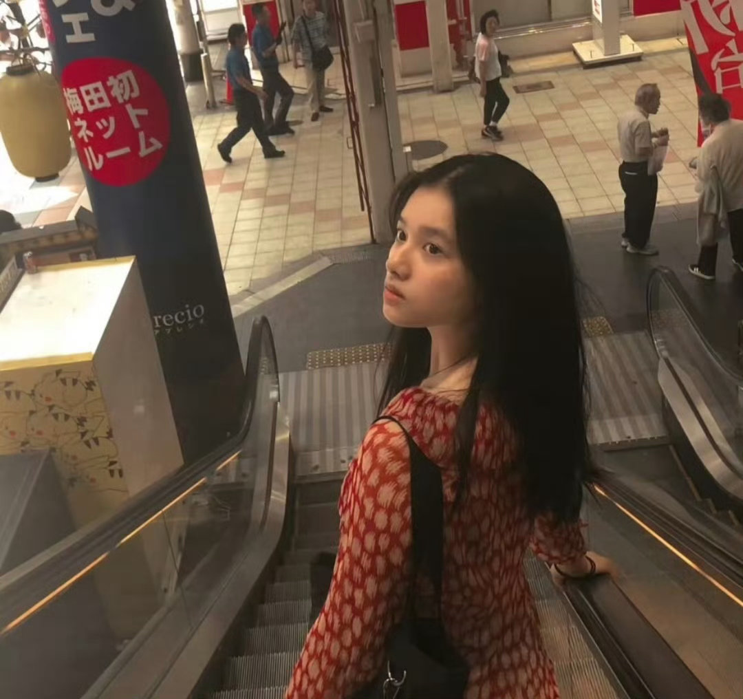 Wechat｜女头分享女明星头像｜优质女头｜高质量｜无水印卢昱晓｜章若楠｜周也｜