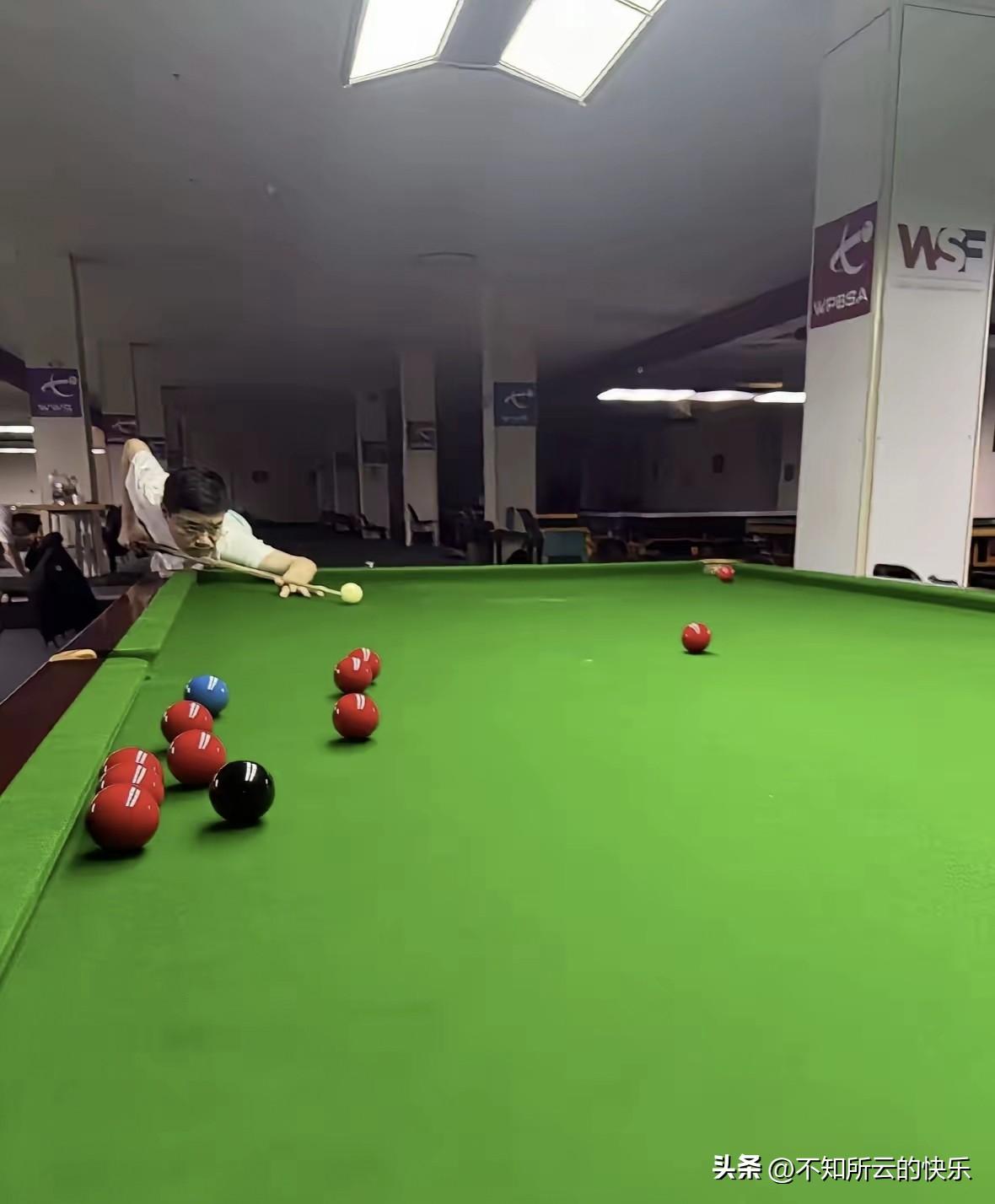 丁俊晖练球不是新闻，而是对那些还想看他的人一种回报。
世锦赛种子席位受到冲击，这