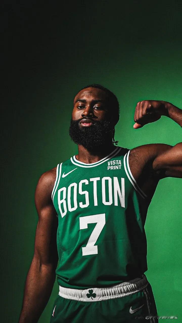 杰伦·布朗在历年2K的评分：

NBA2K17 - 74
NBA2K18 - 7