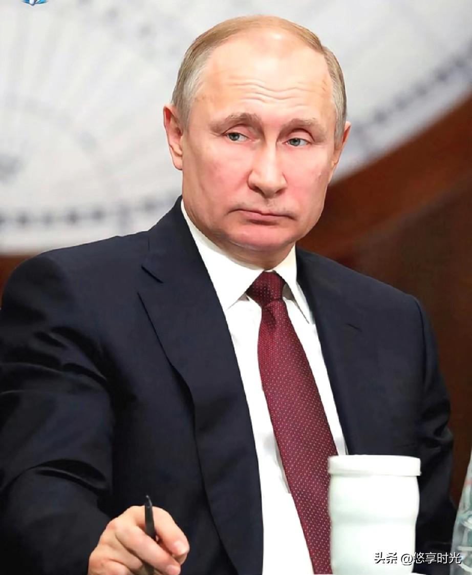 姜还是老的辣，正当伊朗关闭霍尔木兹海峡让全球陷入能源恐慌之时，普京在3月4日突然
