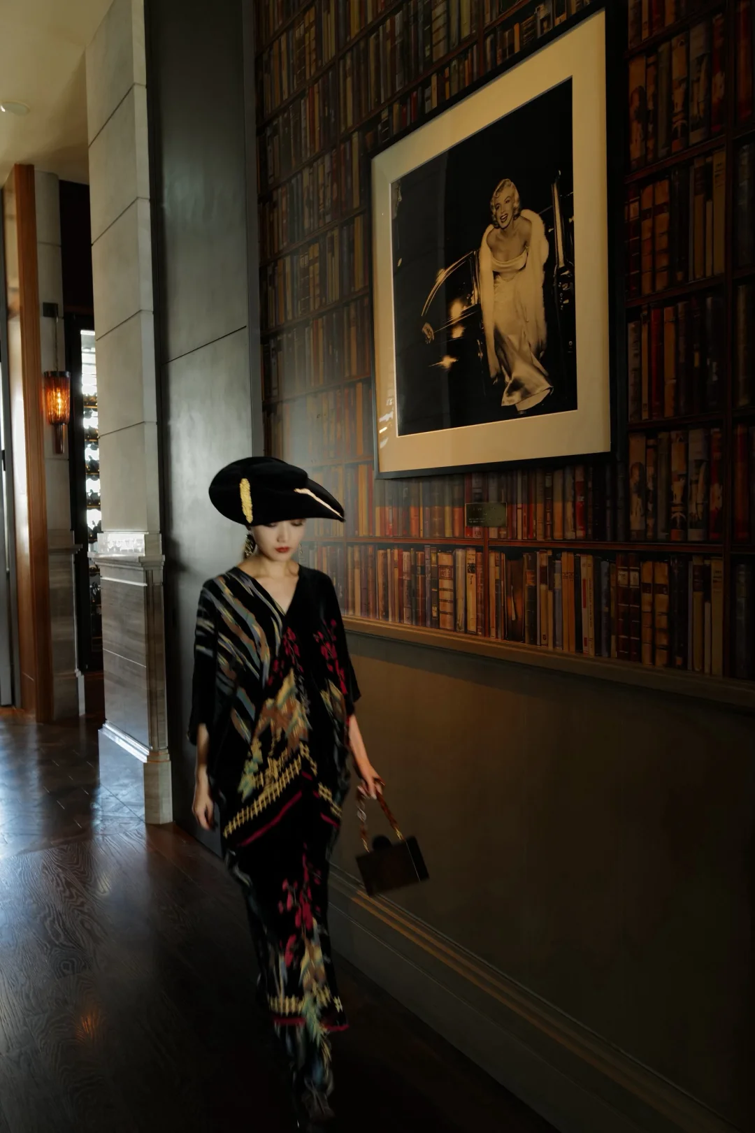 穿搭不从众｜在神户 梦露下榻的复古酒店