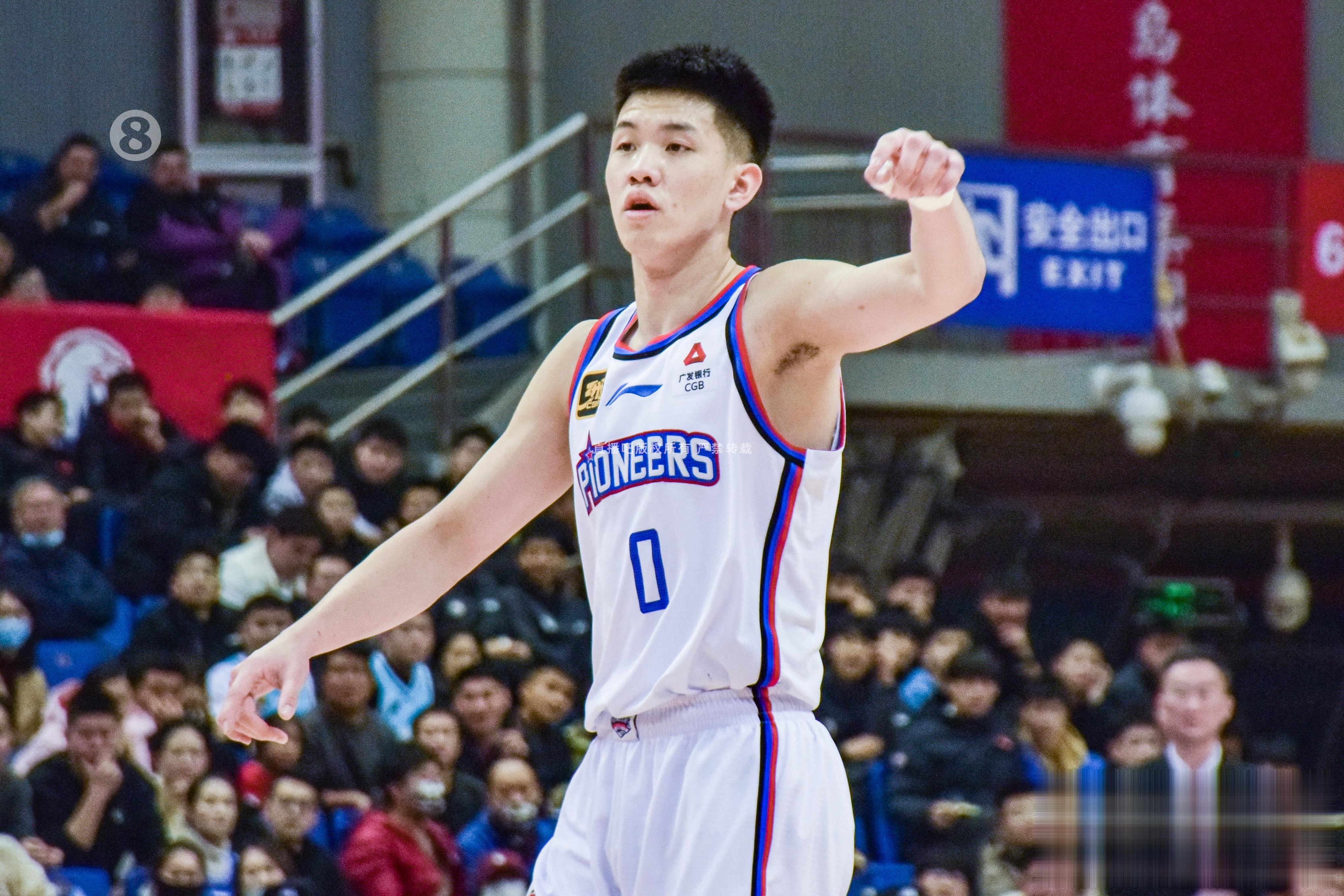 媒体人：天津向林庭谦提供满额顶薪合同 向觊觎他的球队宣示主权