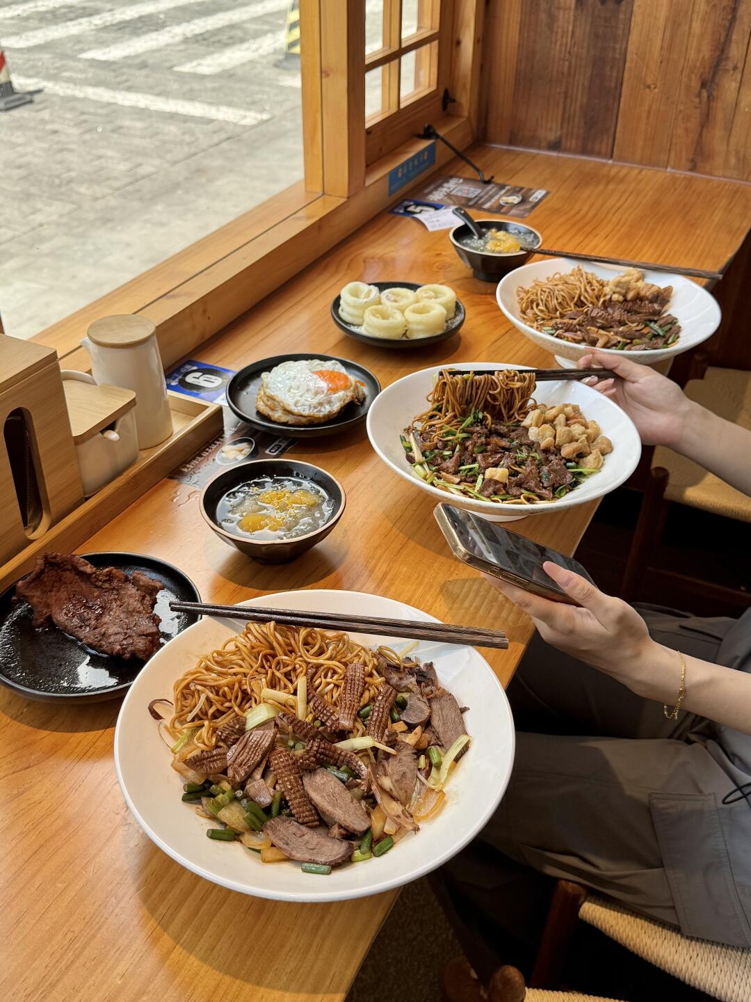 西湖边极品面馆……贼好吃的🥺🥺🥺