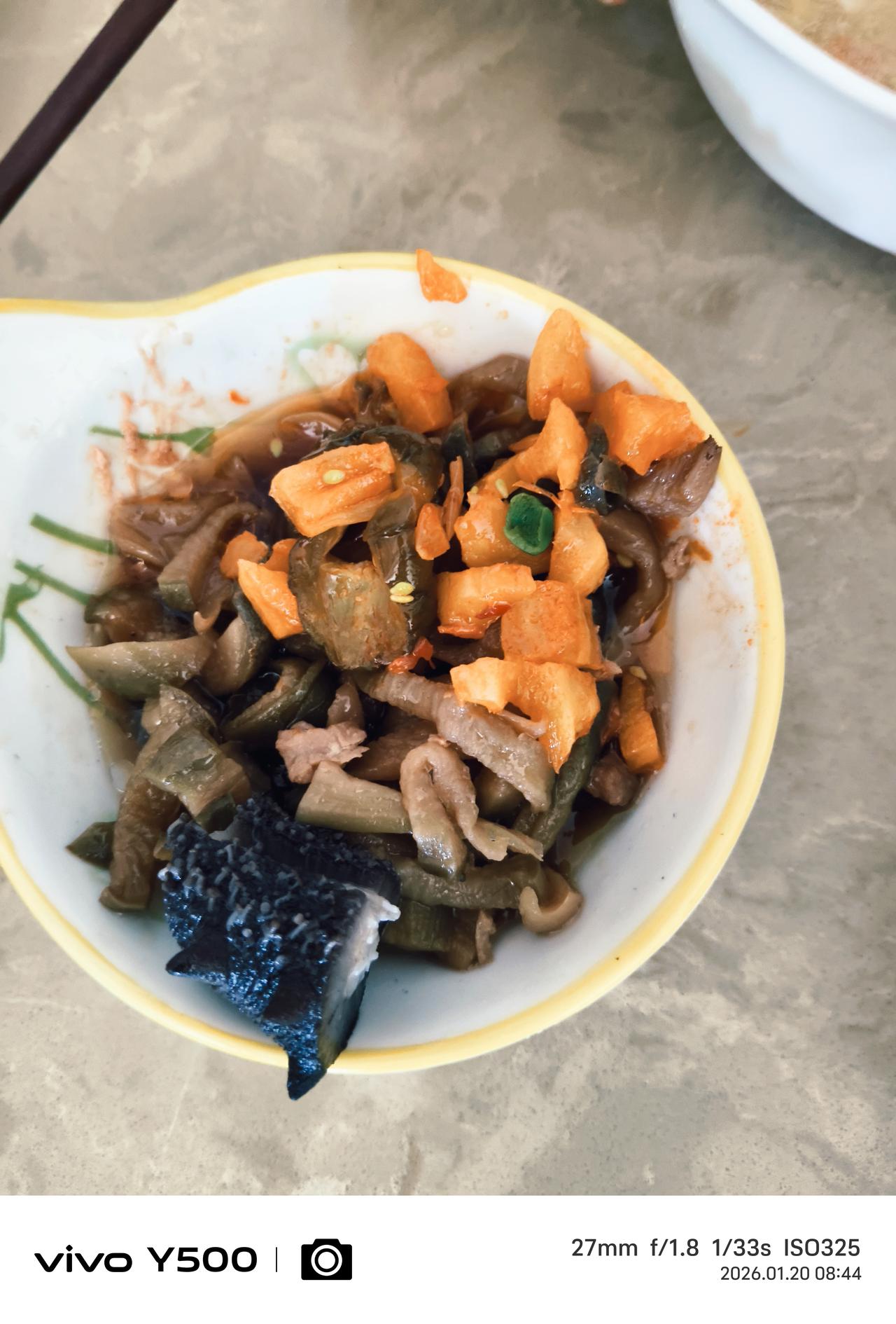 简而不单，热量充分抗严寒
——再忙，寒冷的早晨也要吃点热乎乎，吃饱了：一碗热乎乎