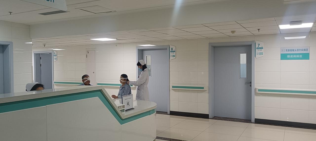 唐山市眼科医院眼底科住院部：于细微处见真情，医患和谐暖人心
在当下医疗环境日趋复