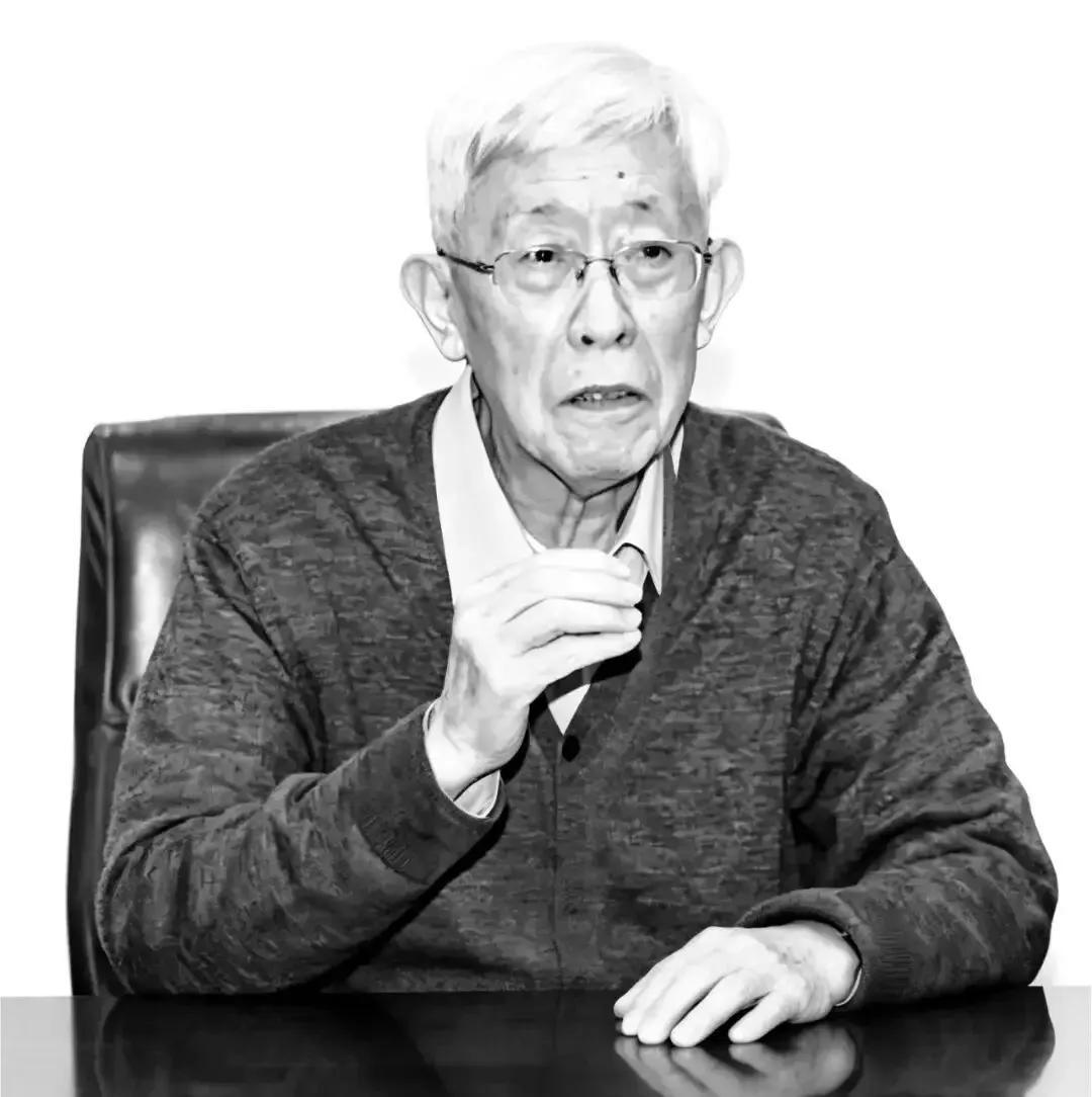 全网哀悼！官网集体变黑白
91岁数学泰斗姜礼尚离世

打开同济、苏大官网，页面全