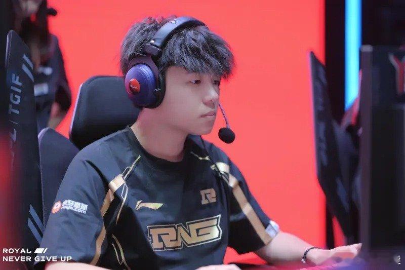 RNG.Geju处罚公告：因不当言行，处以五万元罚款并禁赛两场近期，RNG俱乐部
