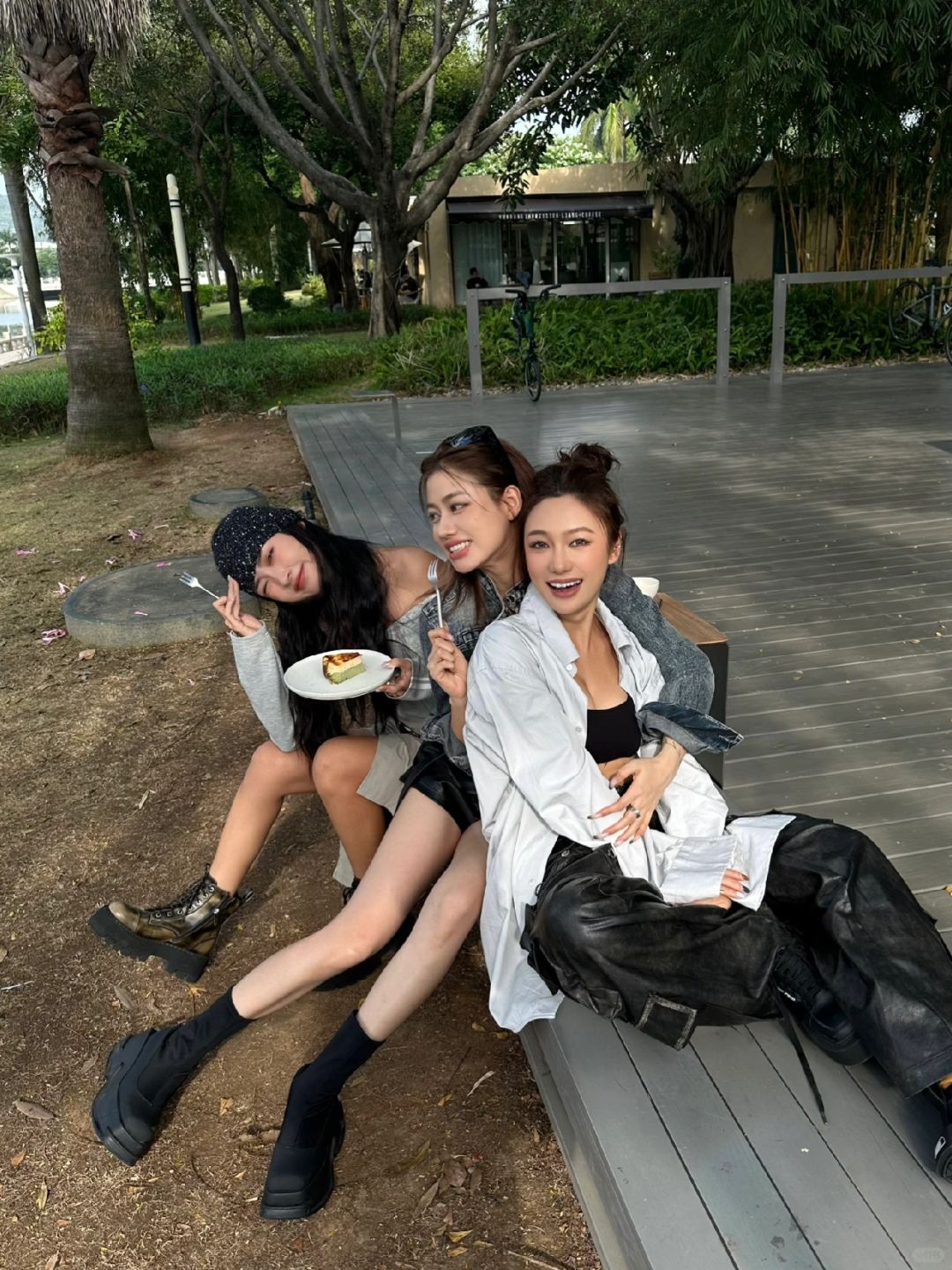 姐妹好美，出门我好有面子