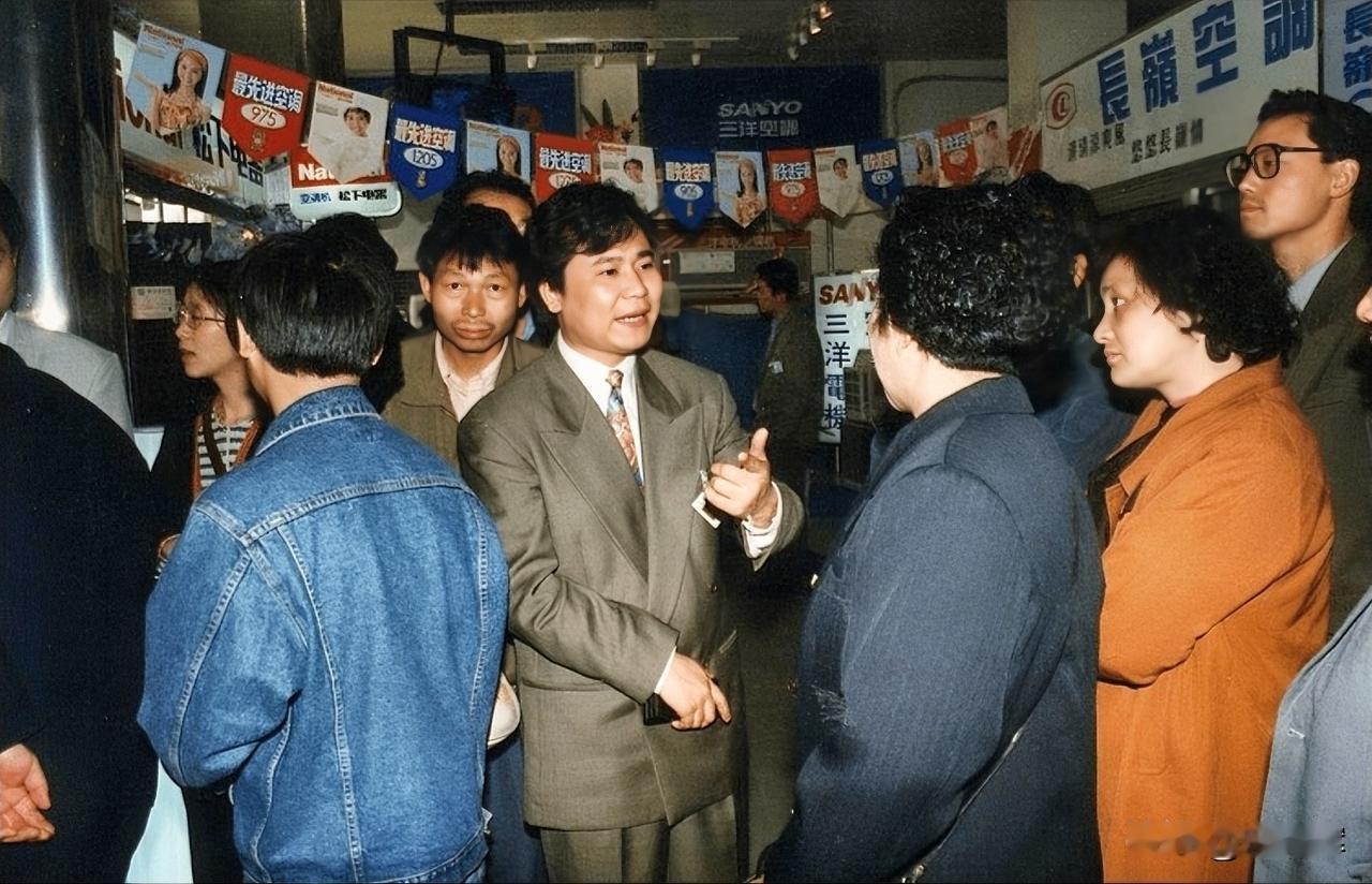 反思“考公热”！相关研究显示，自1980年代中后期起，中国经历了多波“干部下海潮