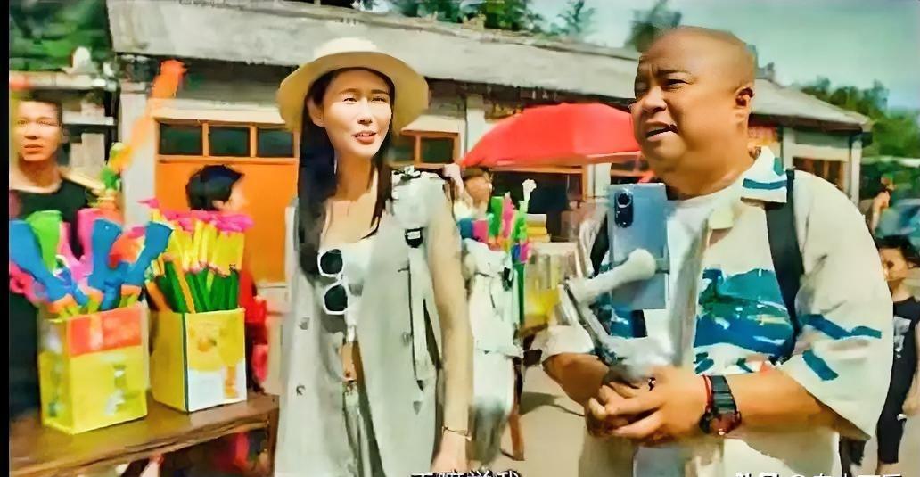 七十年音讯全无，孙女突然接到爷爷临终嘱托：回河南老家，找一个叫王秀云的人。
所有