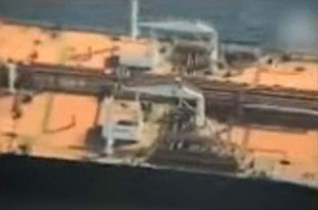 波斯湾导弹交锋，美伊各执一词，海峡对峙持续升级