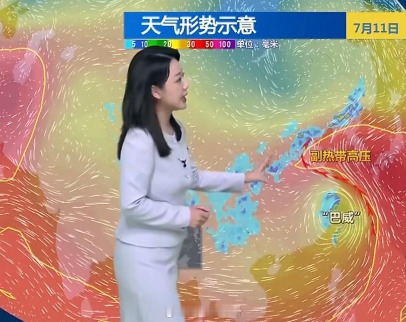 北方暴雨和巴威有关吗北方暴雨这口“锅”，巴威真得背一半。别看它还在东海或华东晃悠