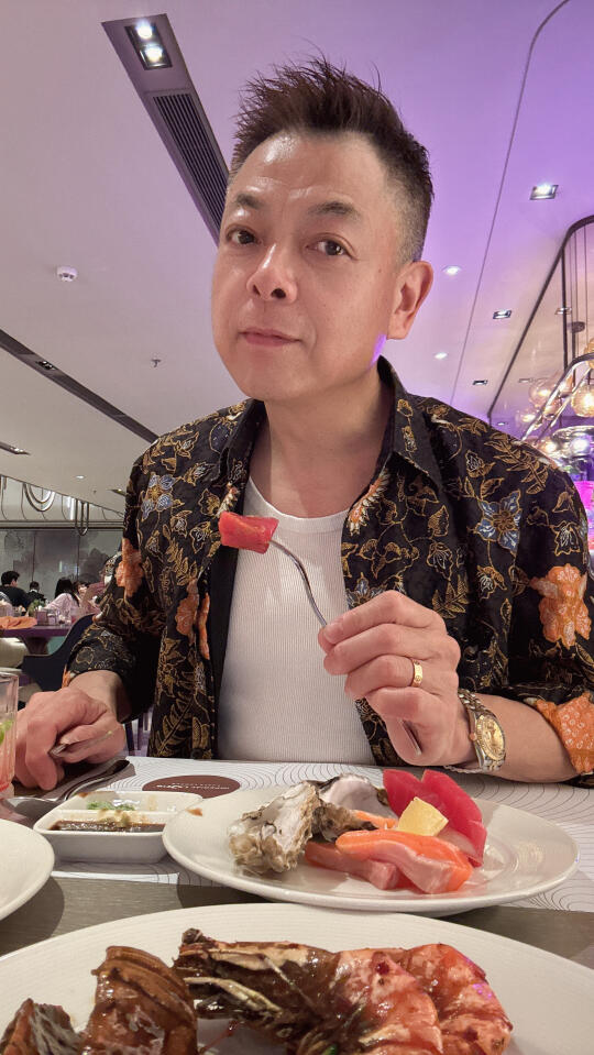 海鮮自助餐大餐、吃了飽飽的、豐盛