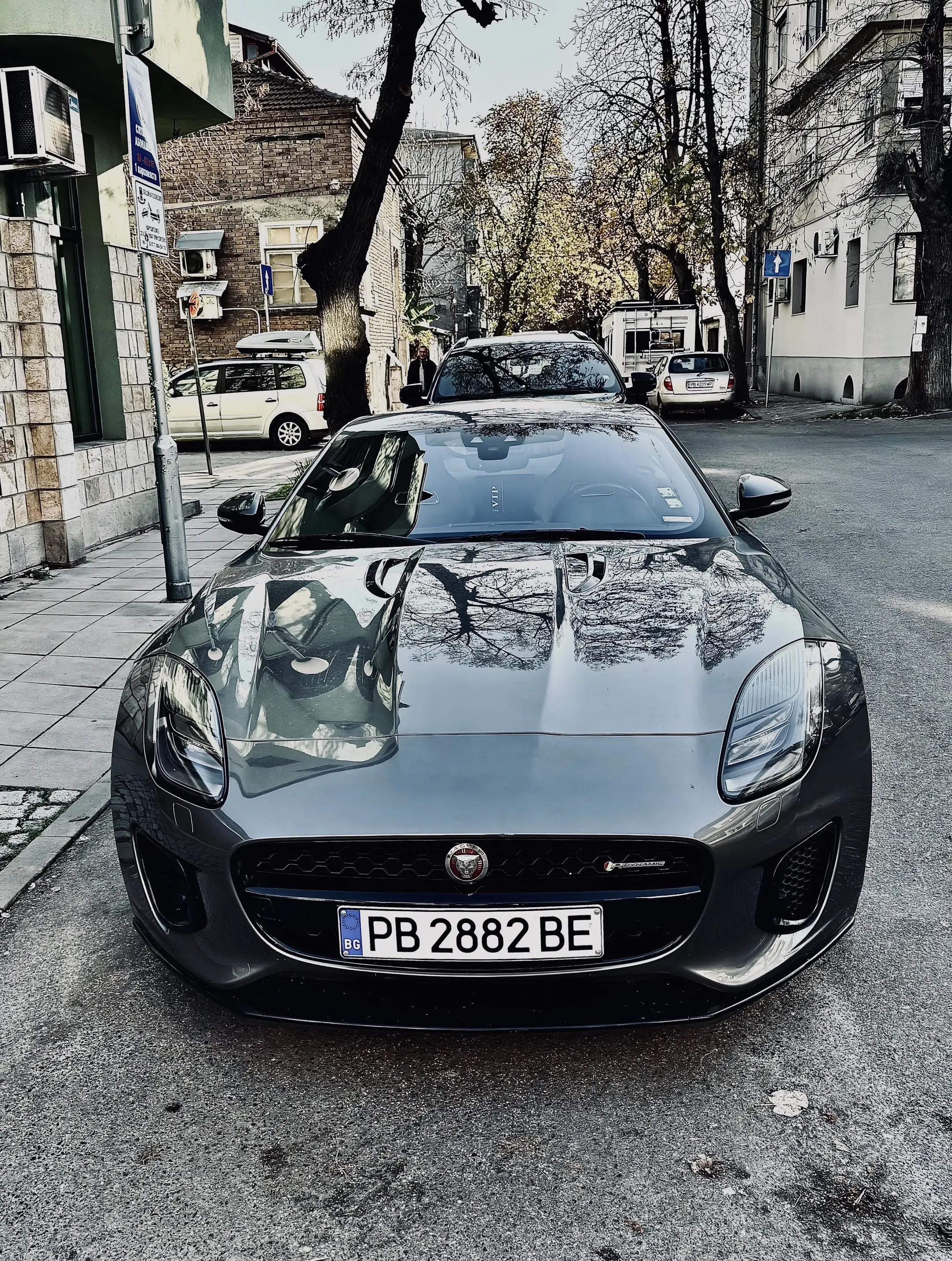 Jaguar Ftype。