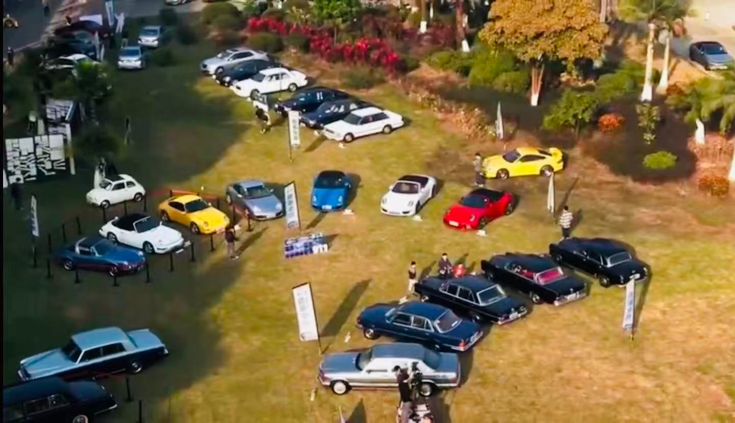 翻到这张照片，原来已经是7年前…… ​​​