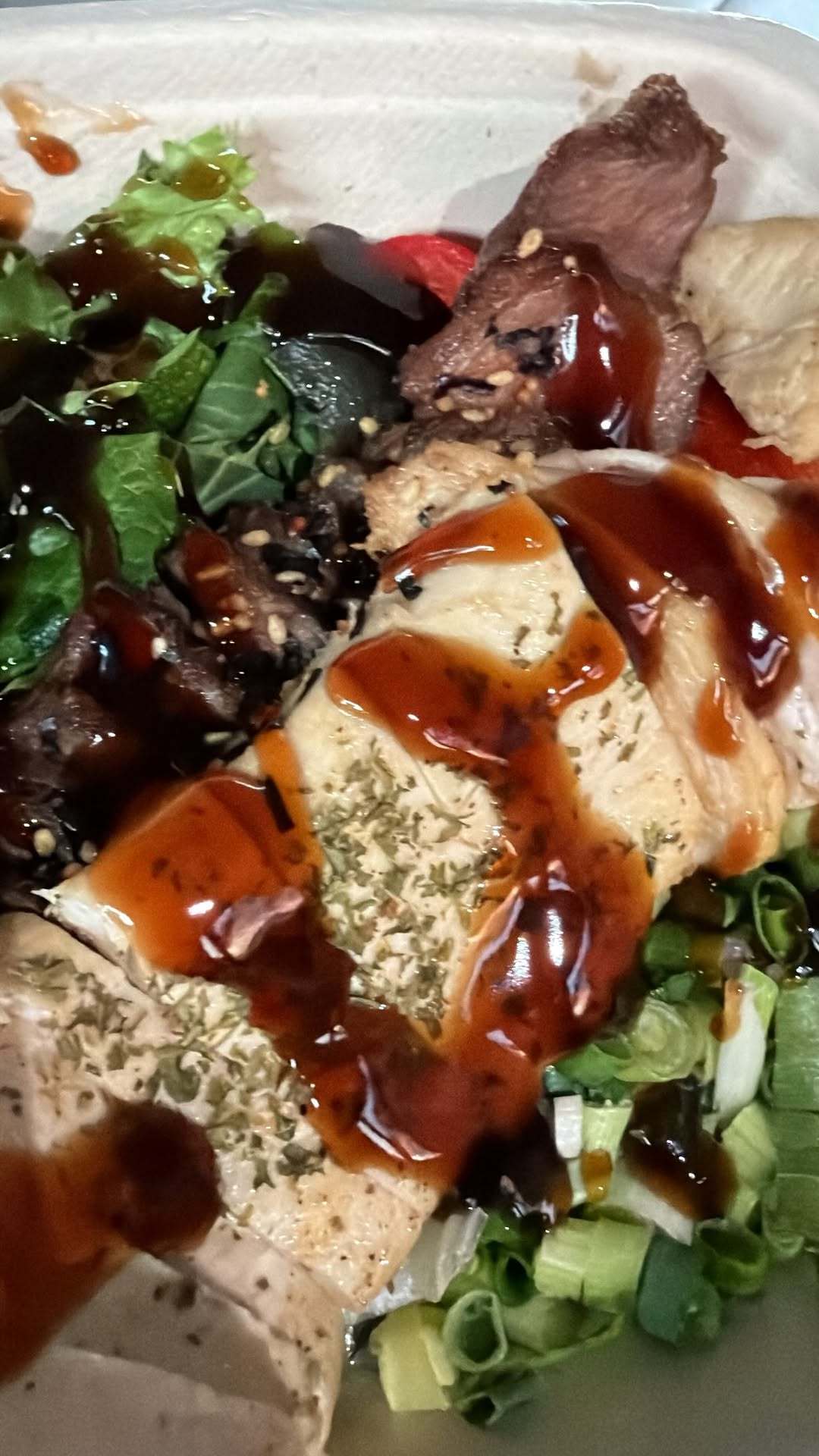 “CB百蓝_。260329李东海 ins story更新两则： 